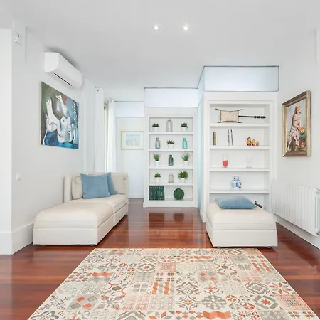 Apartment Art House Granvia Barcelona