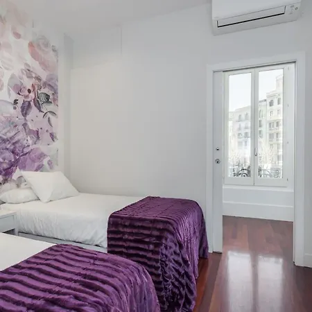 Art House Granvia Апартаменты Барселона
