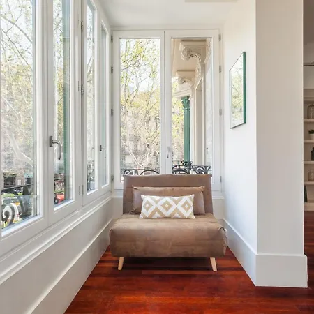 Art House Granvia Apartment Barcelona